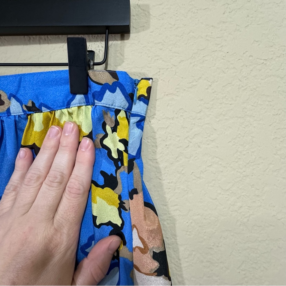 Women's Vivienne Tam Blue Yellow Tan Floral Knee Length Skirt Sz 12 Unlined Y2K - Picture 7 of 9